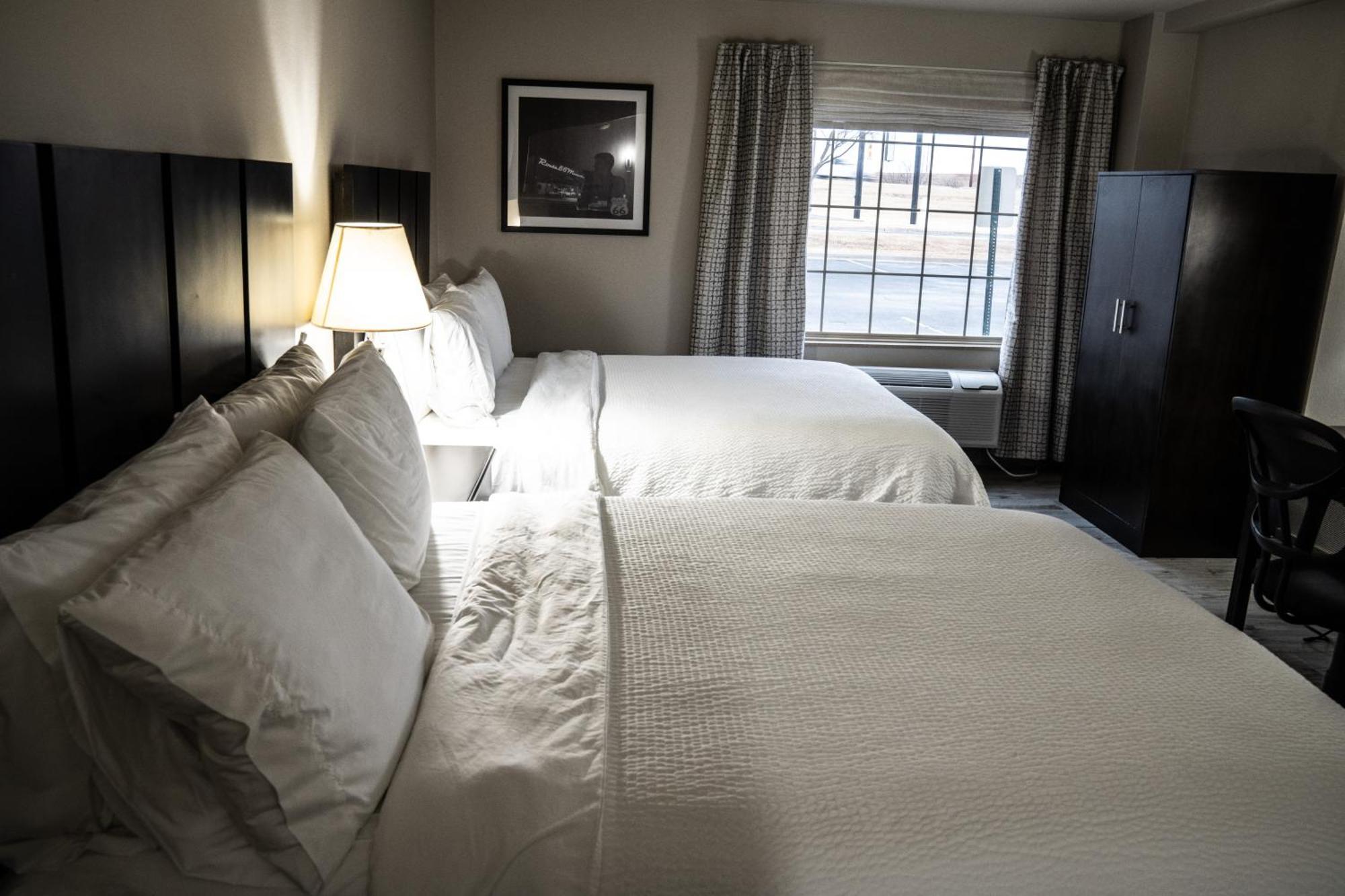 Lucille'S Hotel Weatherford Esterno foto