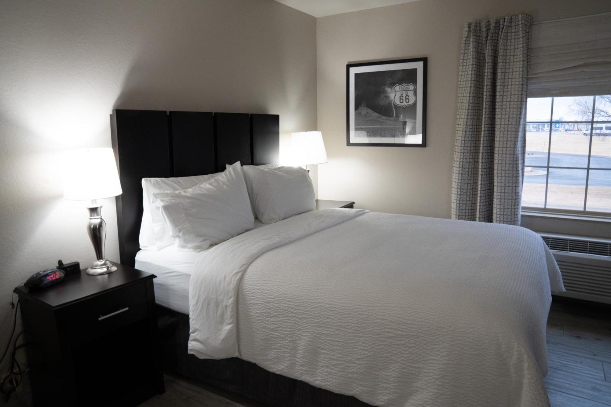 Lucille'S Hotel Weatherford Esterno foto