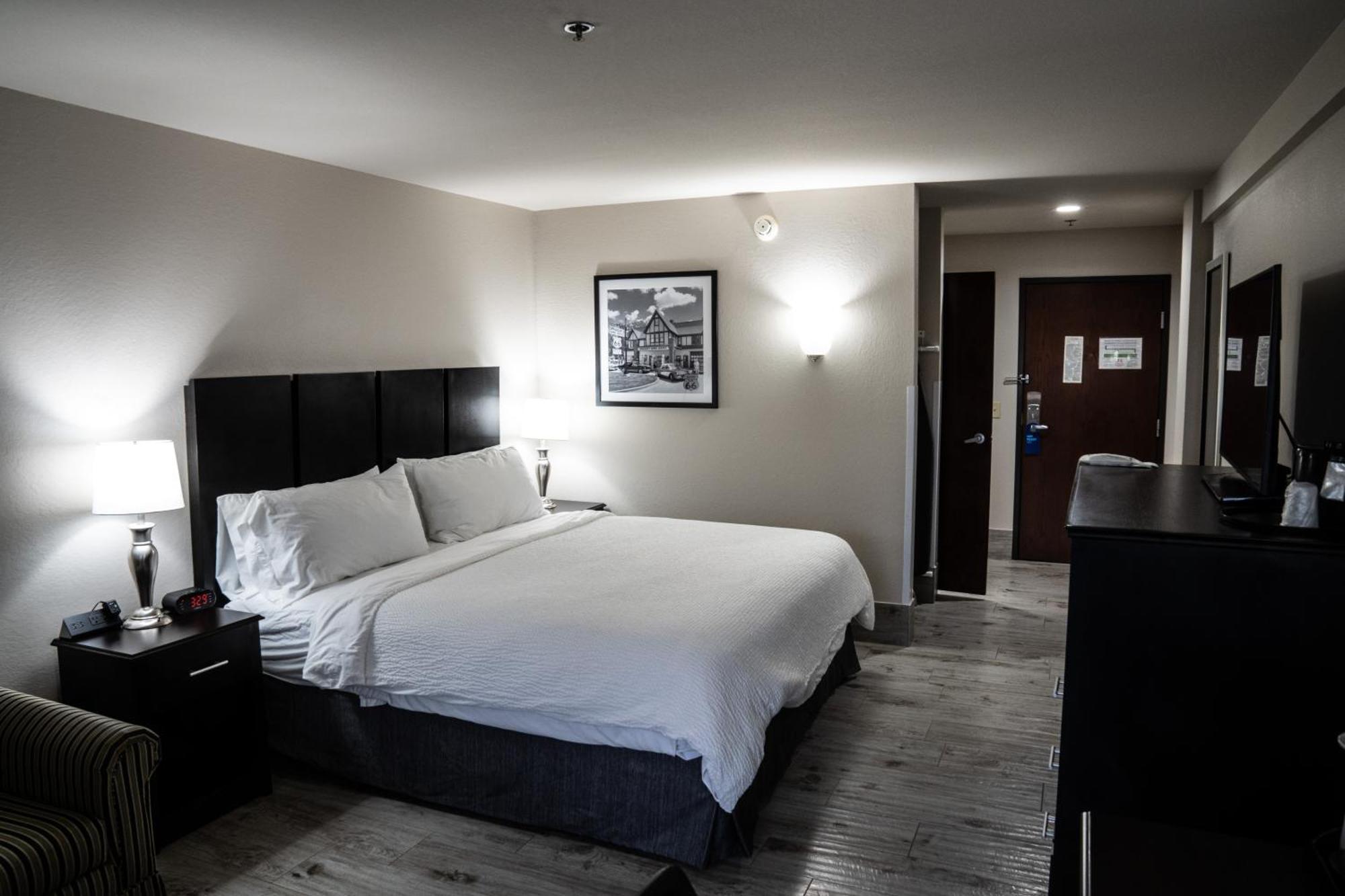 Lucille'S Hotel Weatherford Esterno foto