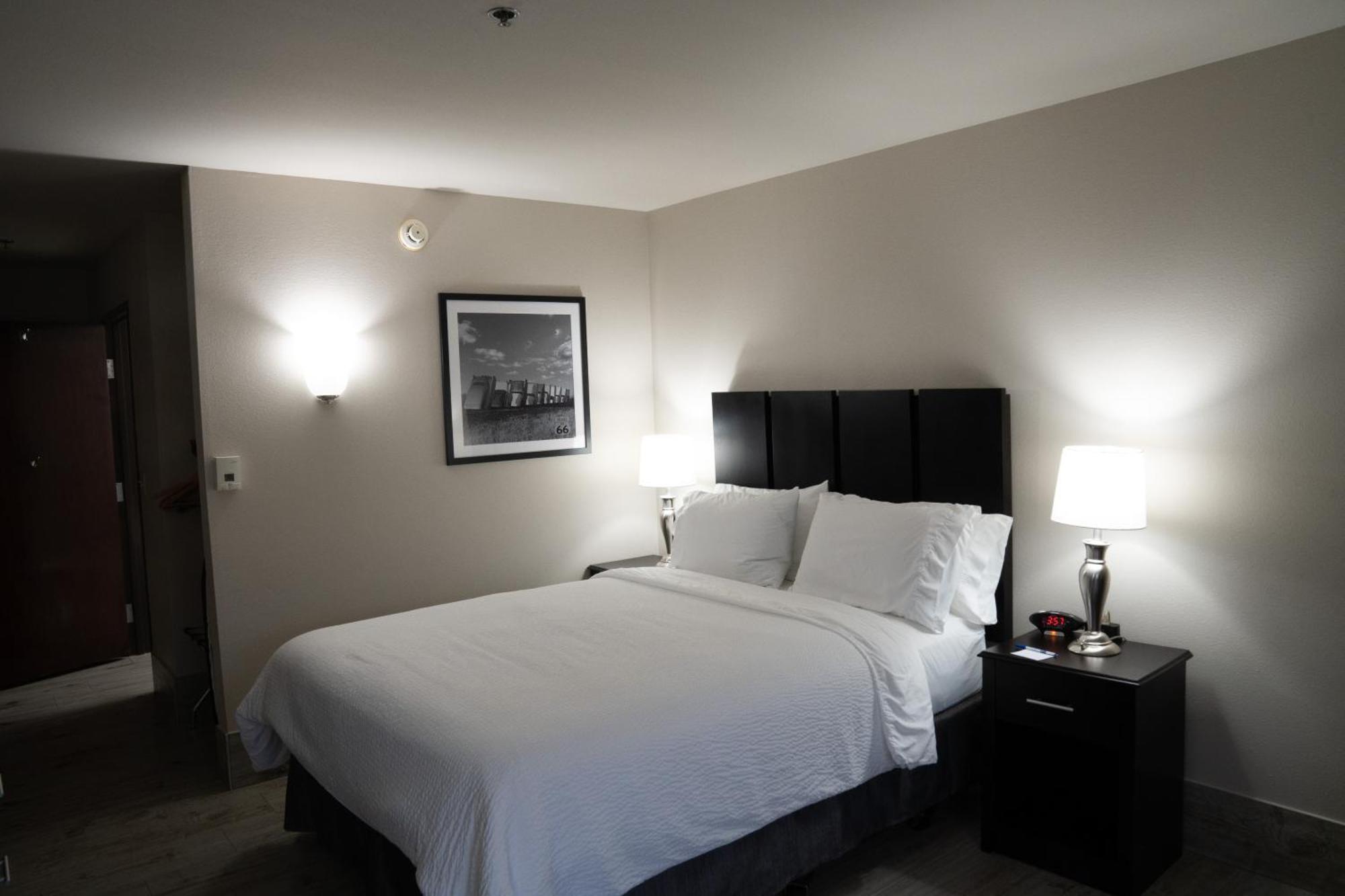 Lucille'S Hotel Weatherford Esterno foto