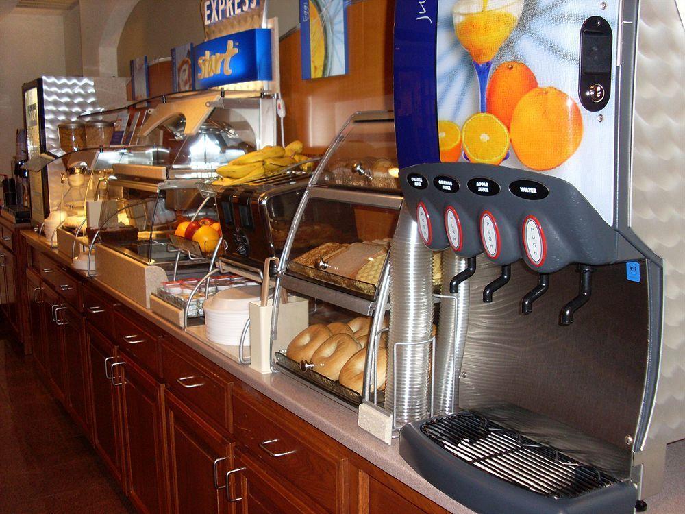 Lucille'S Hotel Weatherford Esterno foto